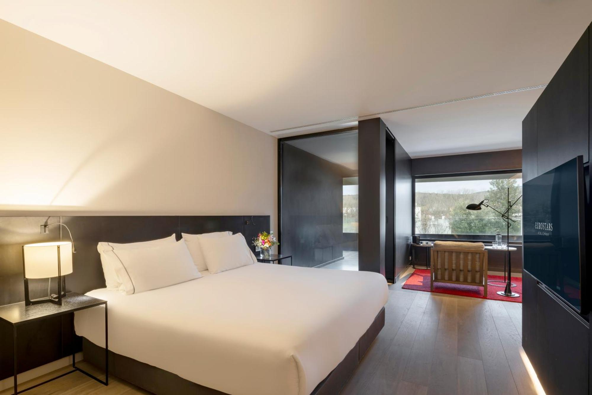 อัลมา โฮเทล ปัมโปลนา - มูกา เด เบโลโซ Hotel ภายนอก รูปภาพ